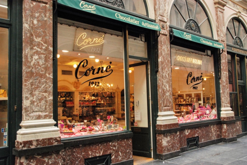 vente-VALLAURIS-min_chocolate_chocolaterie_shop_luxury_chic_gallery_brussels_belgium-558146